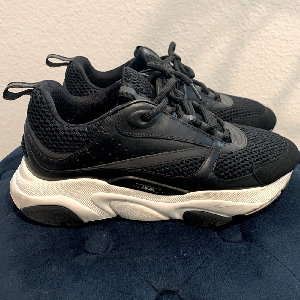 Dior B22 sneaker black and white